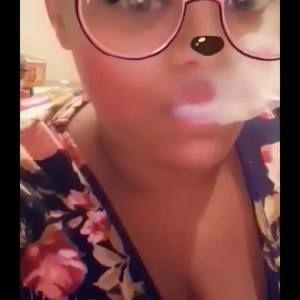 Meet your Posher, Karisha